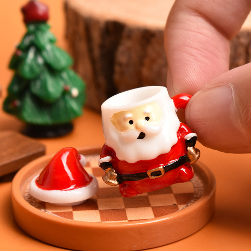 Mini Santa Teacup Ornament - R - Art Craft Resin avaliação e preço