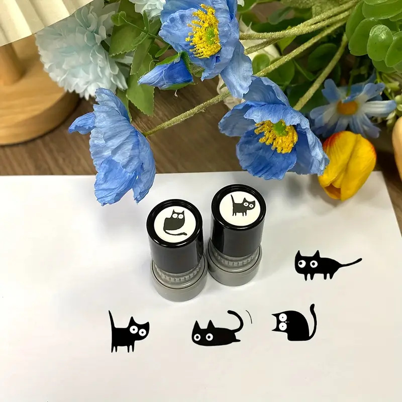 Adorable Tilted Neck Black Cat - Art Craft Journal avaliação e preço